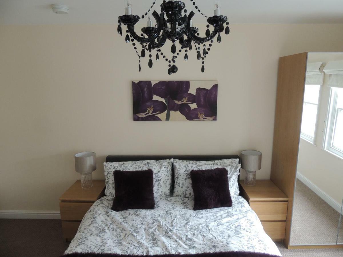 Apartment 2, 27 Skinner Street วิทบี ภายนอก รูปภาพ